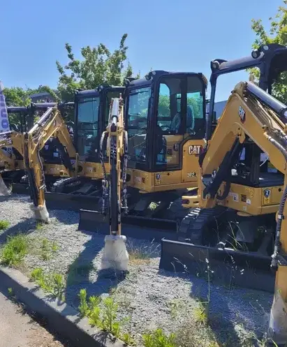 location bobcat Lorient-5